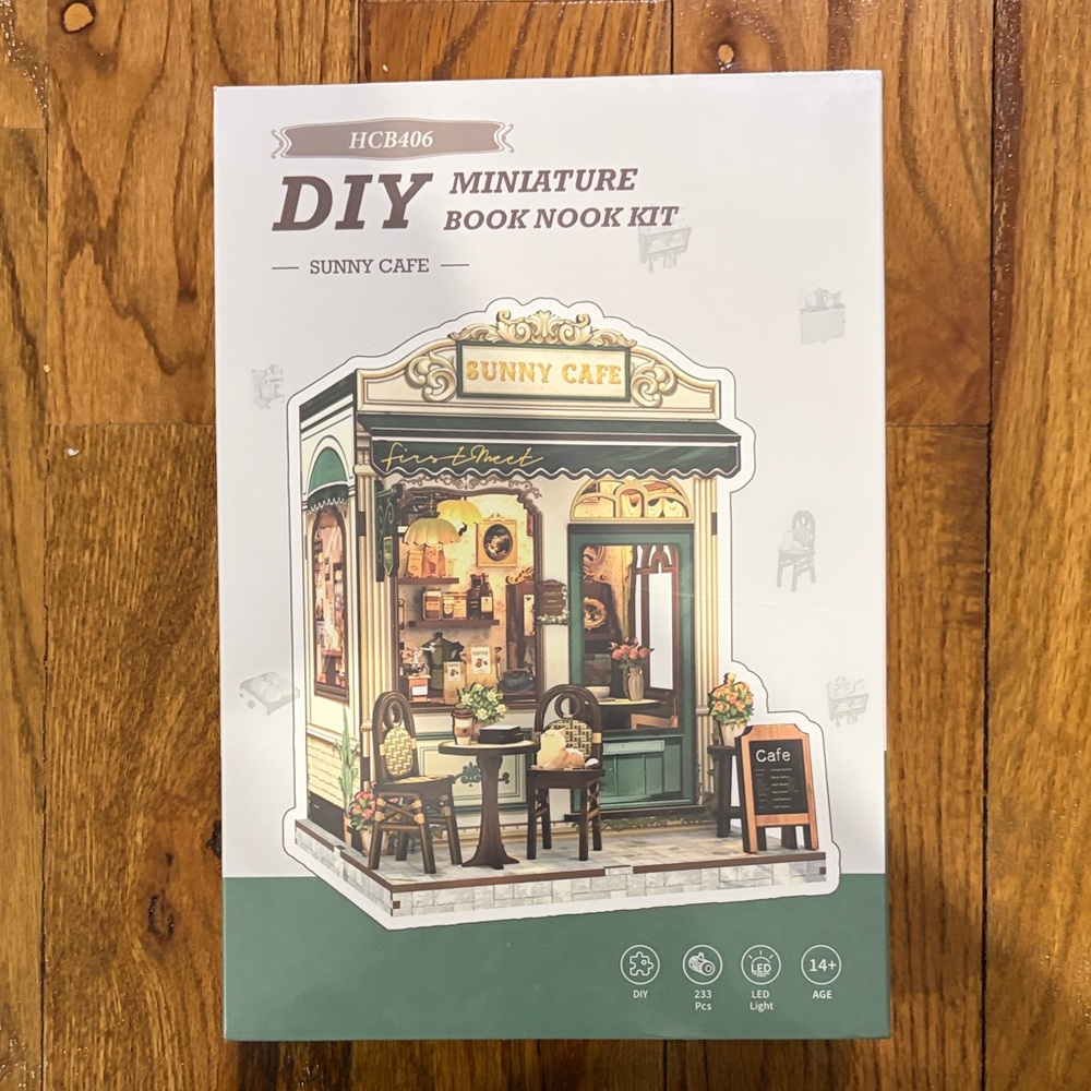 DIY Miniature Book Nook Kit - Sunny Cafe